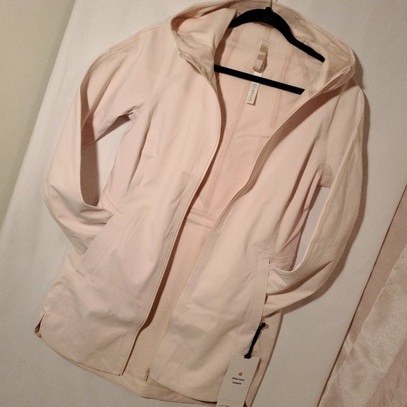 Size 4 Glyde Along Softshell Lululemon - Picture 4 of 13